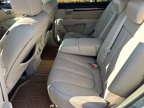 Used 2009 Hyundai Santa Fe Limited w/ Navigation Pkg 5 image 19