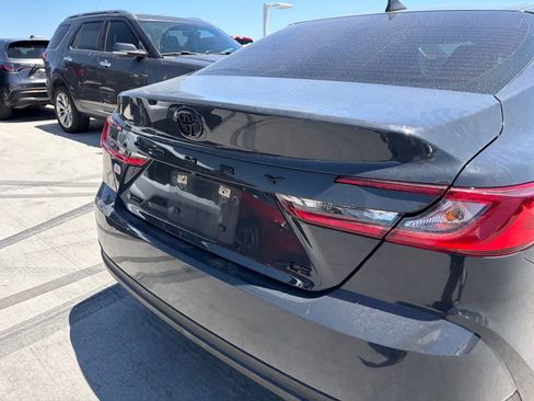 Used 2025 Toyota Camry LE FWD image 4