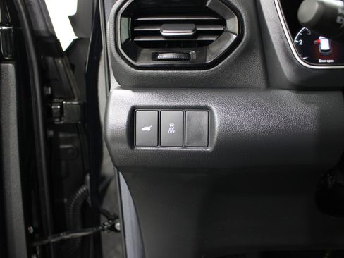 Used 2025 Honda Pilot EX-L image 9