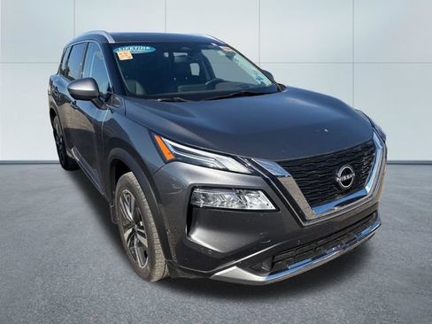 Used 2023 Nissan Rogue Platinum AWD/4WD image 5