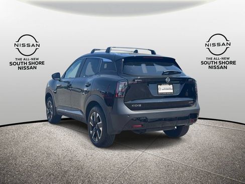 Used 2026 Nissan Kicks SV w/ SV Premium Package AWD/4WD image 7