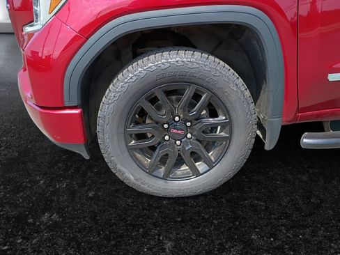 Used 2021 GMC Sierra 1500 Elevation w/ X31 Off-Road Package AWD/4WD image 15