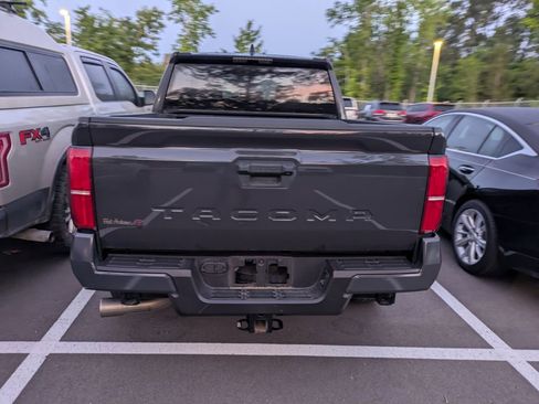 Used 2024 Toyota Tacoma SR5 image 6