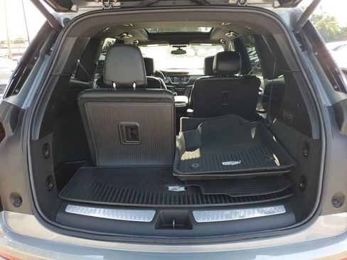 Used 2024 Cadillac XT6 Premium Luxury w/ LPO, Floor Liner Package AWD/4WD image 41