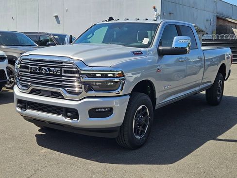 New 2026 RAM 3500 Laramie AWD/4WD image 3