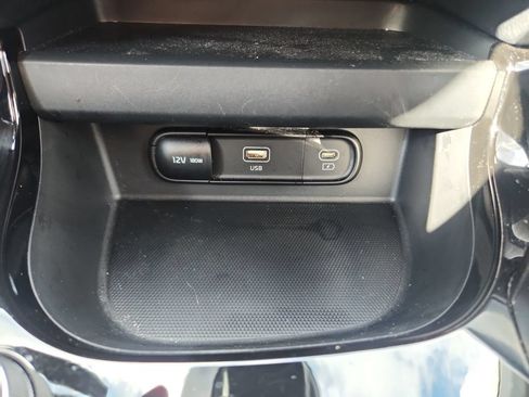 Certified 2024 Kia Seltos S AWD/4WD image 24
