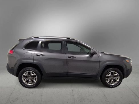 Certified 2019 Jeep Cherokee Trailhawk w/ Cold Weather Group image 9
