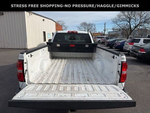 Used 2017 GMC Sierra 1500 SLE w/ SLE Preferred Package image 24