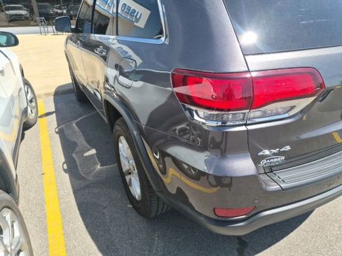 Used 2021 Jeep Grand Cherokee Laredo AWD/4WD image 7