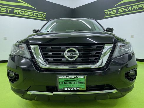 Used 2019 Nissan Pathfinder SL image 3