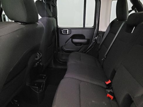 Used 2018 Jeep Wrangler Unlimited Sport S AWD/4WD image 18