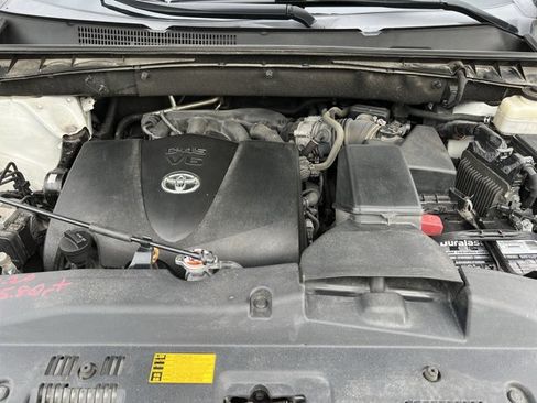 Used 2018 Toyota Highlander Limited AWD/4WD image 31