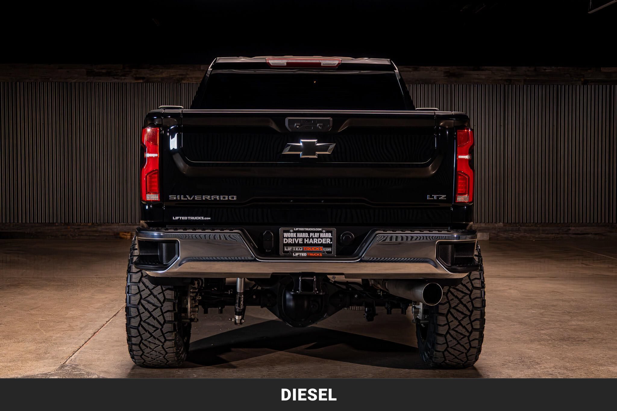 Used 2024 Chevrolet Silverado 2500 LTZ w/ LTZ Convenience Package AWD/4WD image 8