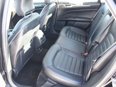 Used 2018 Ford Fusion Energi SE image 14