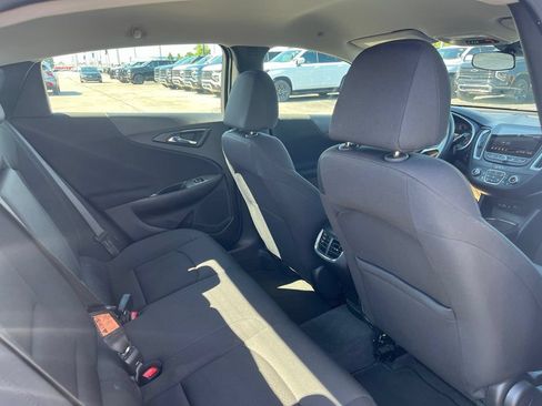 Used 2025 Chevrolet Malibu LT FWD image 28