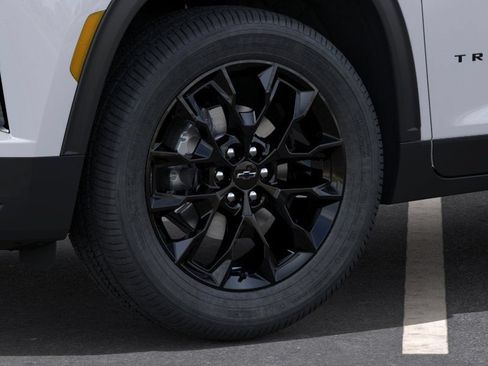 New 2026 Chevrolet Traverse LT w/ Midnight/Sport Edition FWD image 9