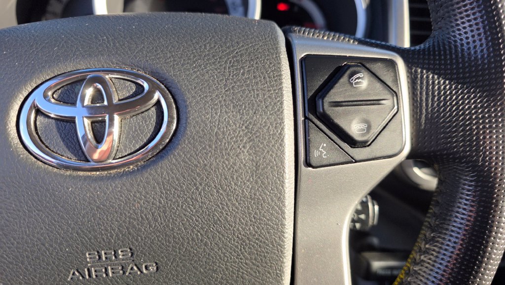 Used 2014 Toyota Tacoma 4x4 Double Cab w/ TRD Sport Package image 16
