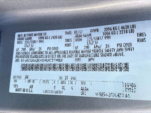 Used 2017 Ford Escape SE FWD image 34