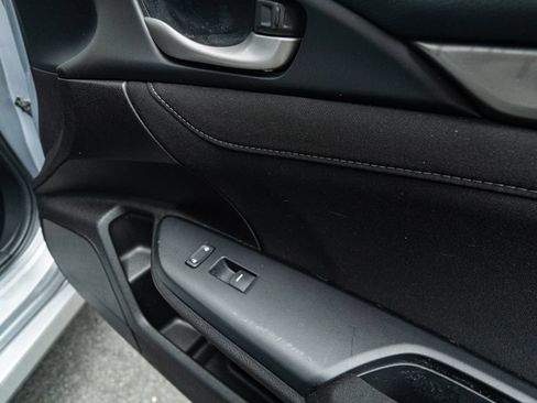 Used 2018 Honda Civic EX image 14