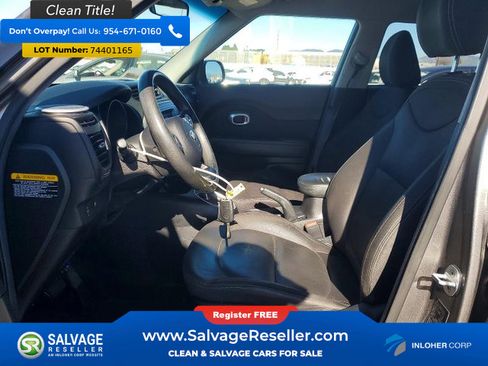 Used 2015 Kia Soul image 9