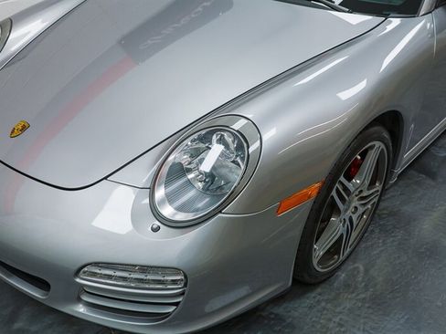 Used 2009 Porsche 911 Carrera 4S AWD/4WD image 9