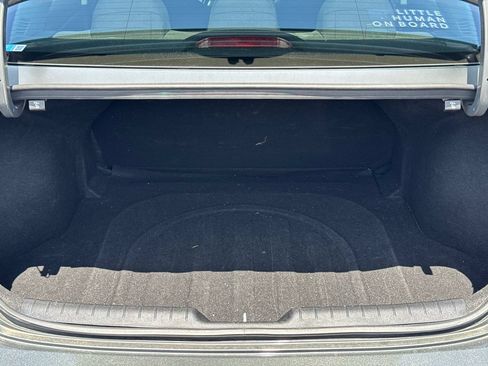 Certified 2025 Hyundai Elantra Hybrid FWD image 18