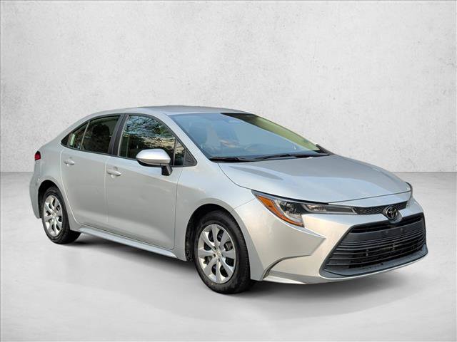 Used 2024 Toyota Corolla LE FWD image 3