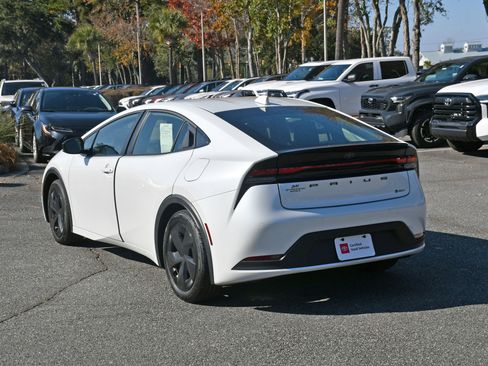 Certified 2024 Toyota Prius LE image 3