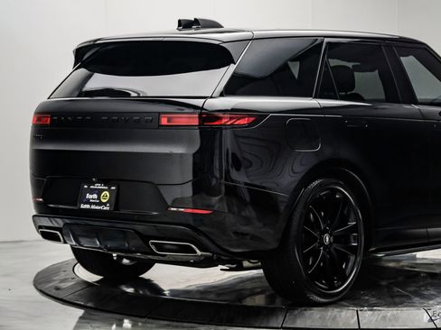 Used 2024 Land Rover Range Rover Sport Dynamic SE AWD/4WD image 16