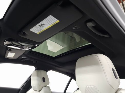 Certified 2025 BMW 530i xDrive image 19