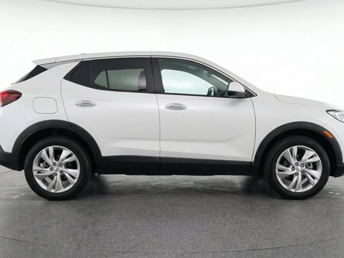 Used 2025 Buick Encore GX Preferred AWD/4WD image 11