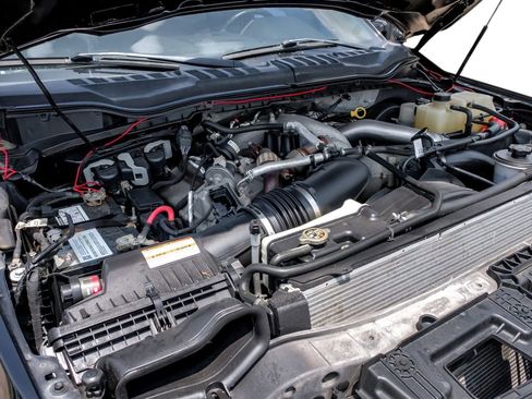 Used 2020 Ford F250 Lariat w/ Lariat Ultimate Package AWD/4WD image 57