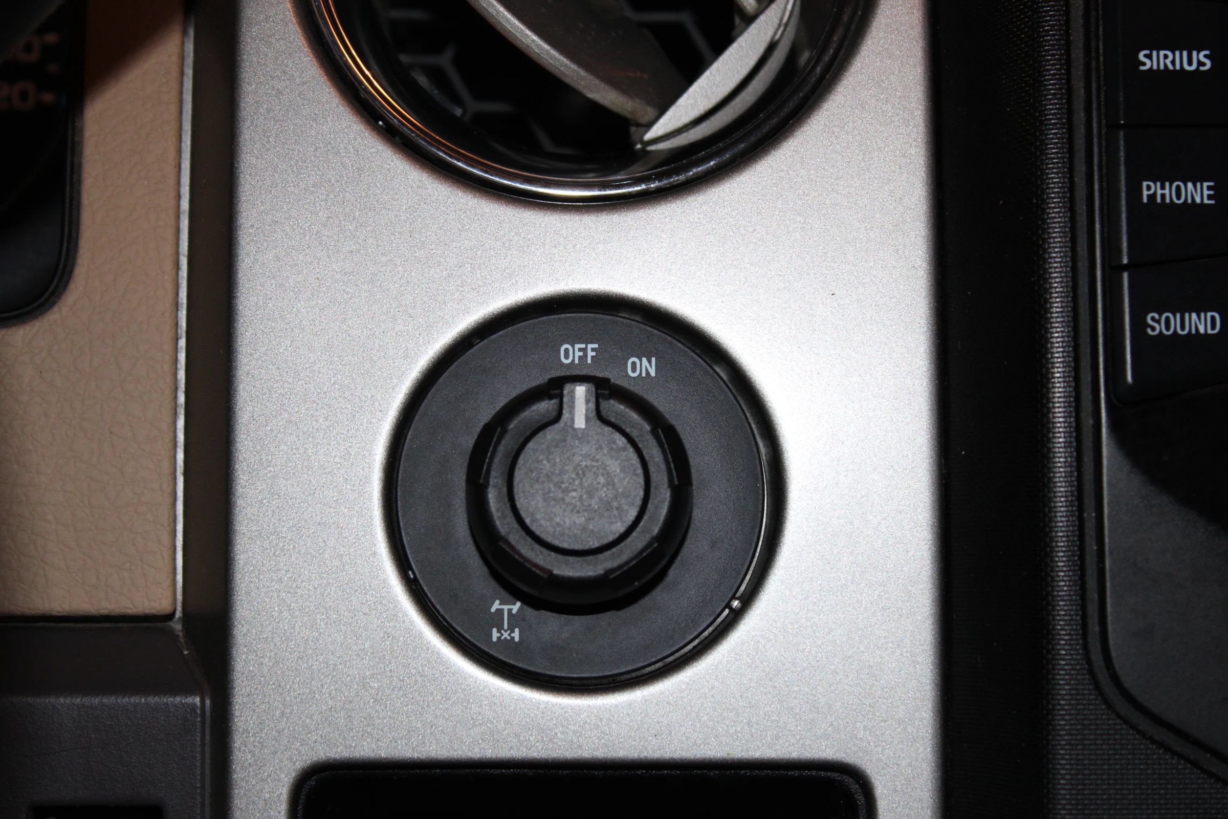 Used 2013 Ford F150 XLT w/ XLT Chrome Pkg RWD image 17