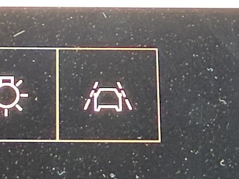 New 2026 GMC Terrain AT4 w/ Convenience Package III image 31