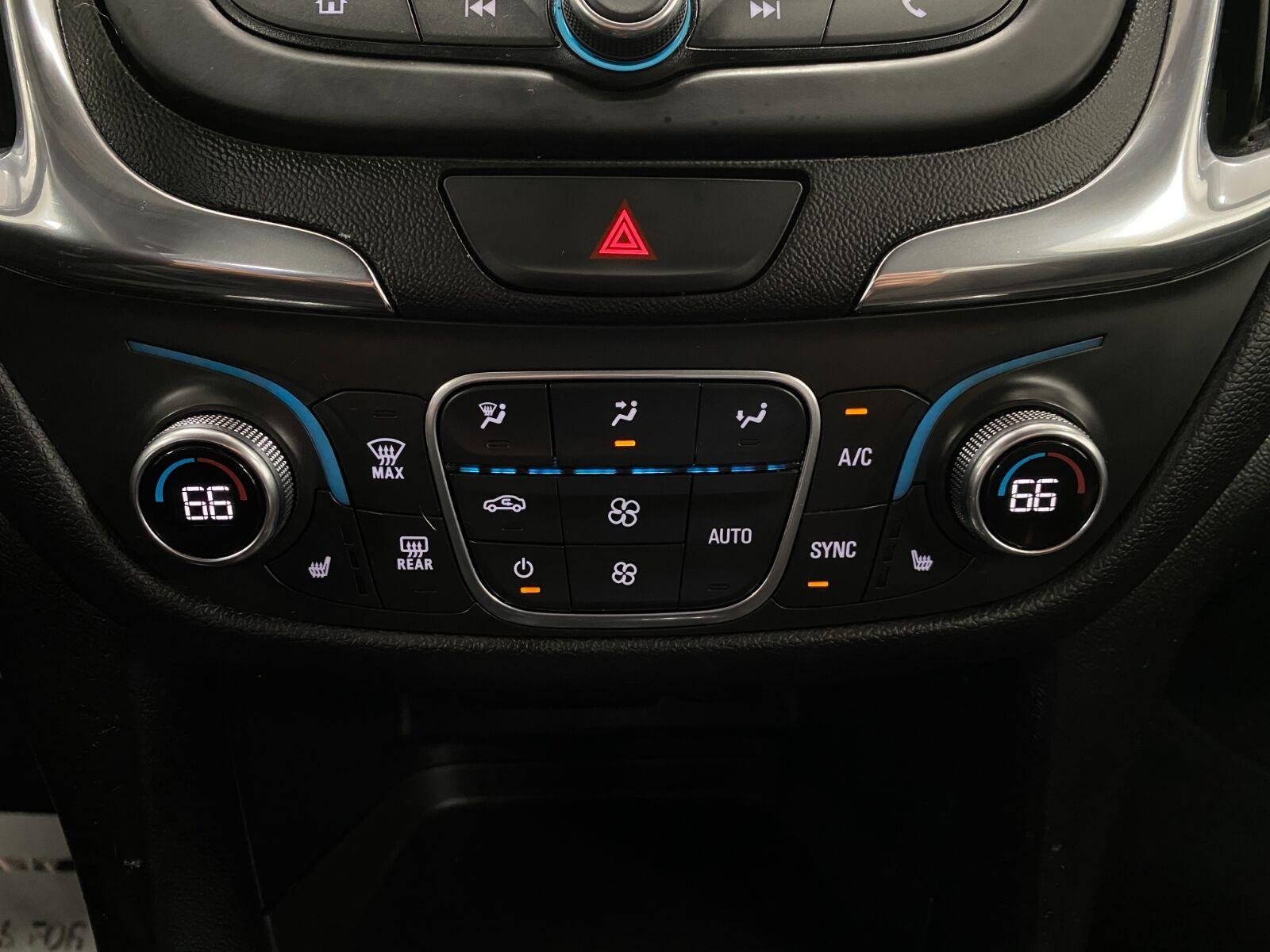 Used 2019 Chevrolet Equinox LT AWD/4WD image 24