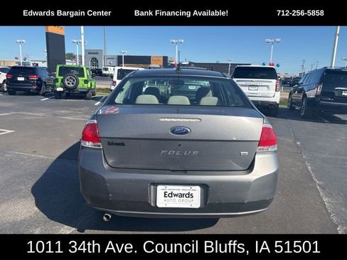 Used 2009 Ford Focus SE image 7