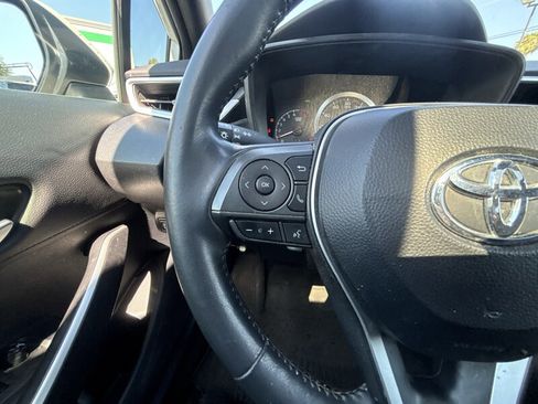 Used 2020 Toyota Corolla SE w/ SE Premium Package FWD image 26