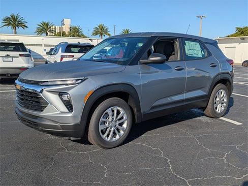 New 2026 Chevrolet TrailBlazer LS image 3