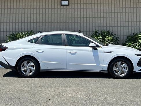 New 2025 Hyundai Sonata SE image 5