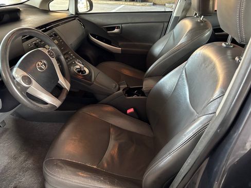 Used 2011 Toyota Prius Two FWD image 11