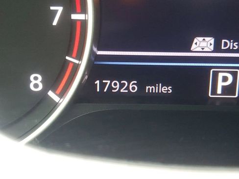 Used 2024 Nissan Sentra SR w/ SR Premium Package image 28