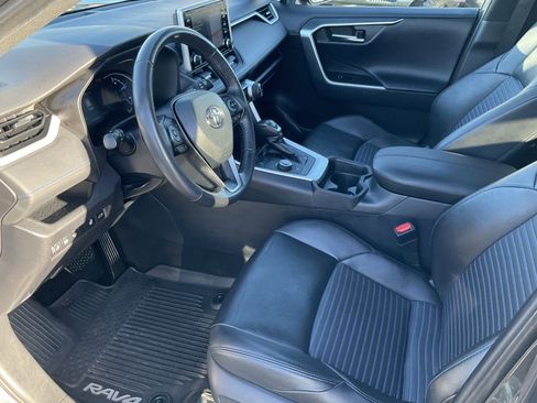 Used 2019 Toyota RAV4 XSE image 25