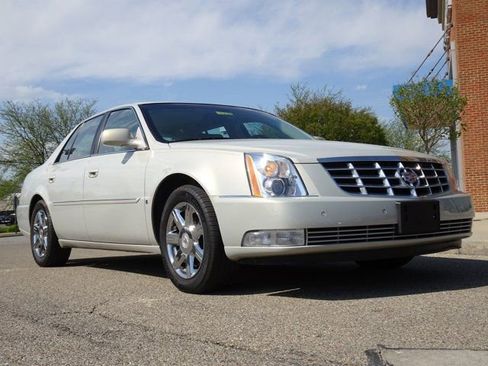 Used 2007 Cadillac DTS Luxury I image 1