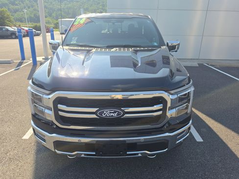 Used 2024 Ford F150 Lariat w/ Equipment Group 502A High AWD/4WD image 9