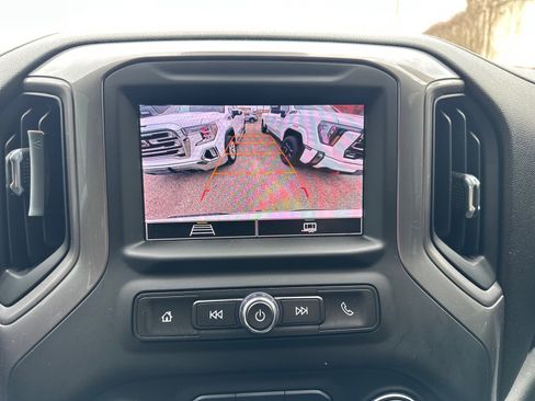 Used 2024 Chevrolet Silverado 1500 Custom image 18