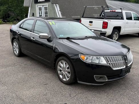 Used 2011 Lincoln MKZ FWD image 2
