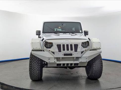 Used 2016 Jeep Wrangler Unlimited Rubicon AWD/4WD image 12