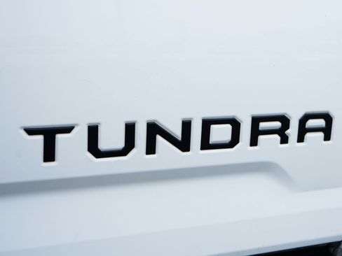 Used 2018 Toyota Tundra SR5 w/ TRD Off Road Package image 47