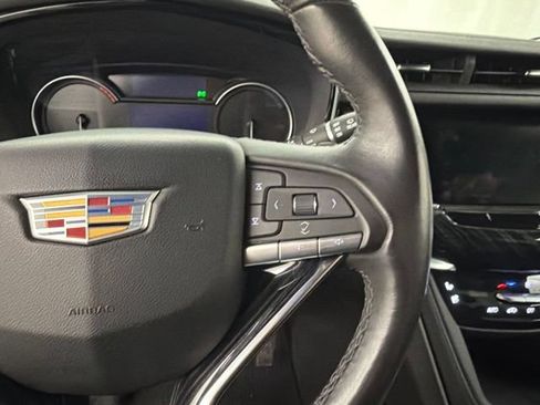 Used 2024 Cadillac XT6 Premium Luxury AWD/4WD image 13