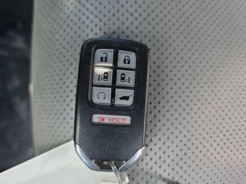 Used 2019 Honda Odyssey Elite image 42